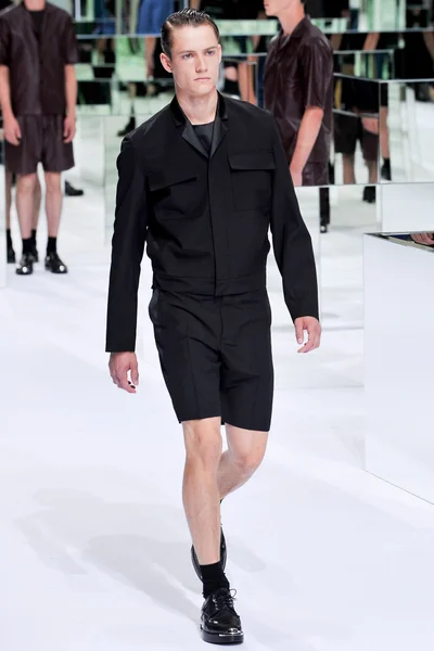 Look 45
